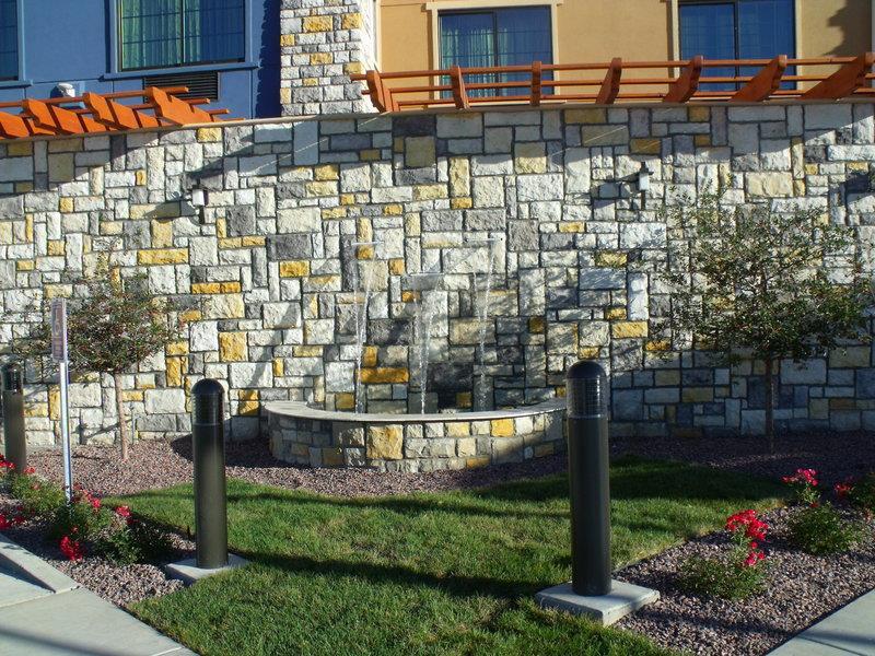 Best Western Plus Emerald Inn & Suites Garden City Eksteriør billede