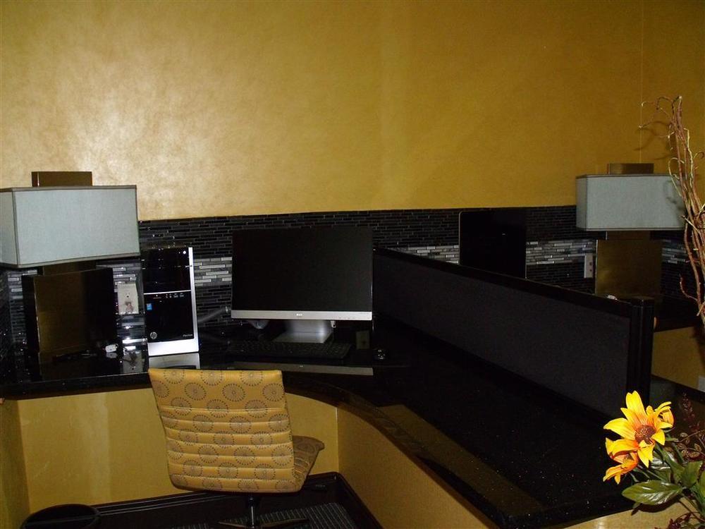Best Western Plus Emerald Inn & Suites Garden City Faciliteter billede