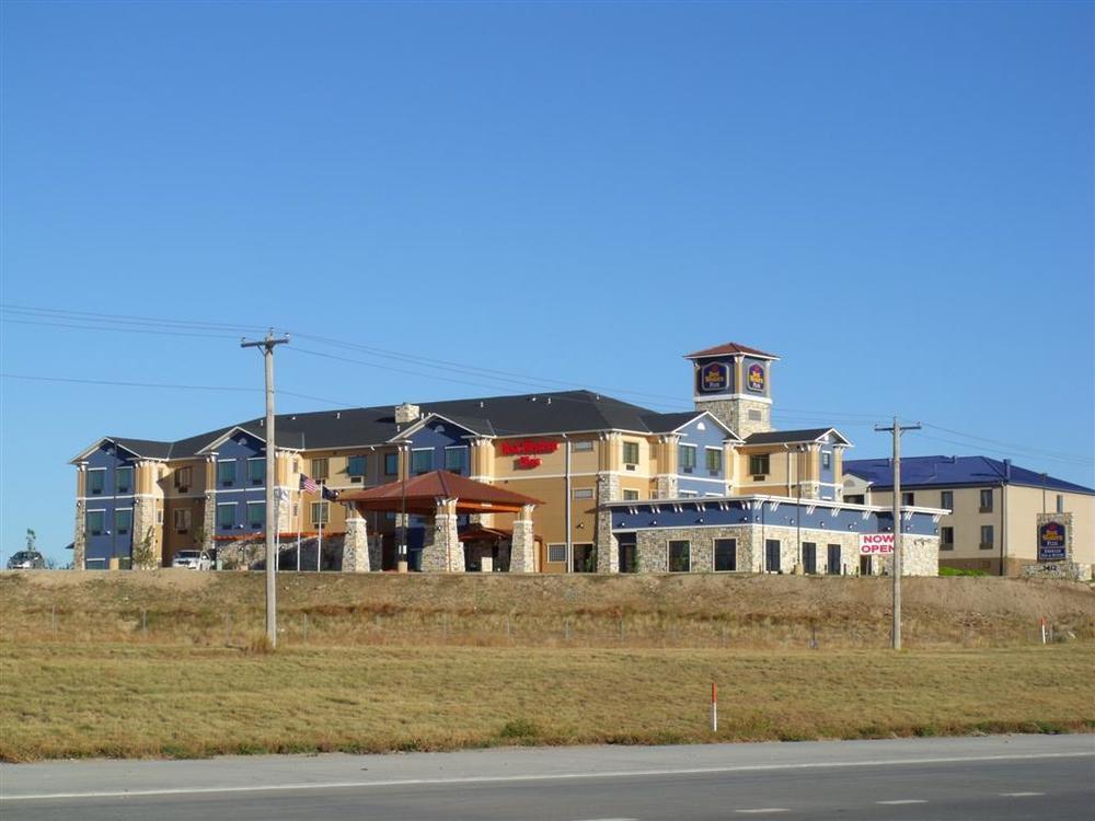 Best Western Plus Emerald Inn & Suites Garden City Eksteriør billede