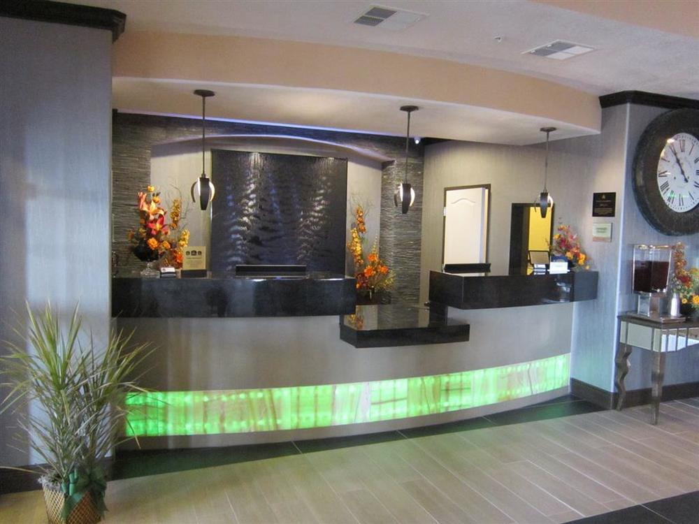 Best Western Plus Emerald Inn & Suites Garden City Interiør billede