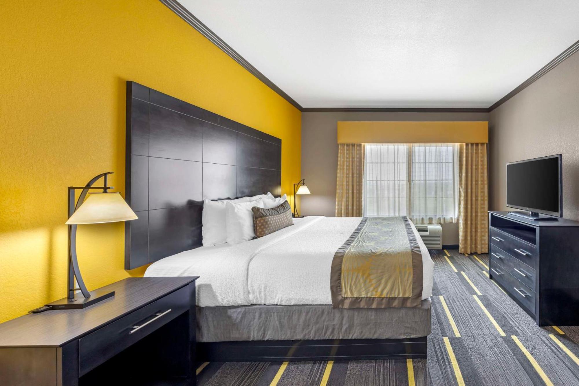 Best Western Plus Emerald Inn & Suites Garden City Eksteriør billede