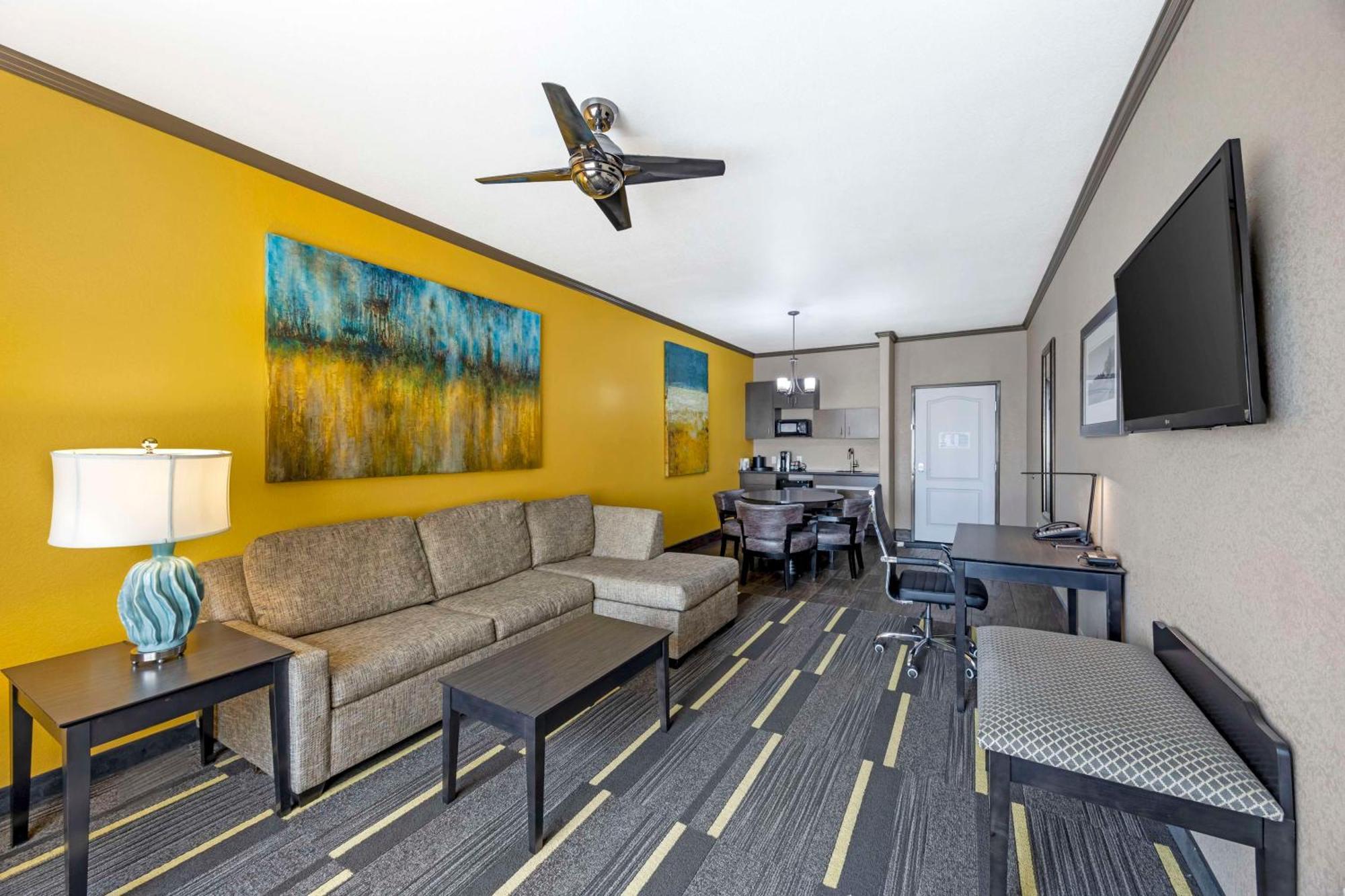 Best Western Plus Emerald Inn & Suites Garden City Eksteriør billede