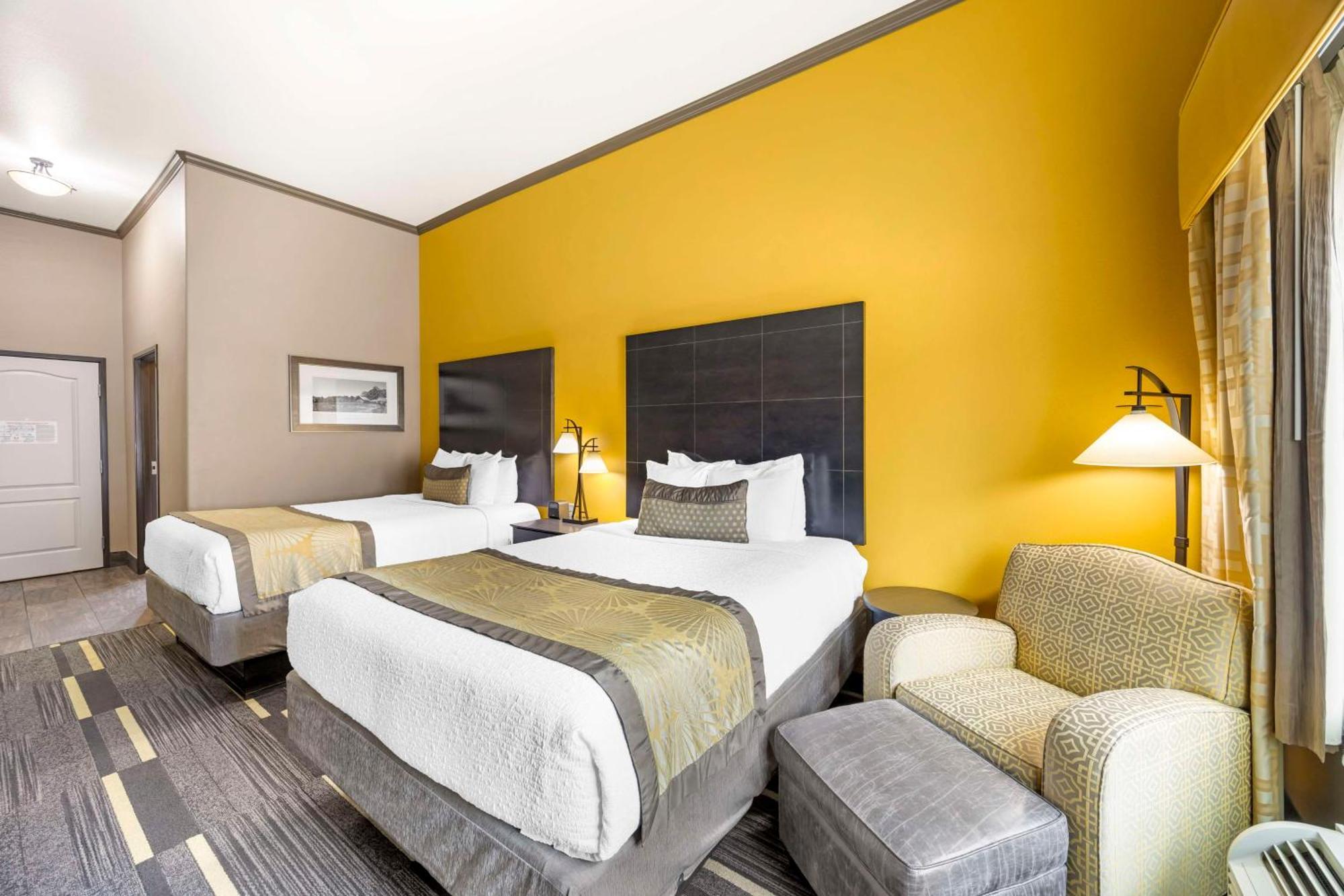 Best Western Plus Emerald Inn & Suites Garden City Eksteriør billede
